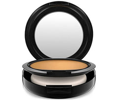 Illuminations Studio Fix Powder Plus on skin for a smooth matte finish and long-wearing, one-step coverage.
