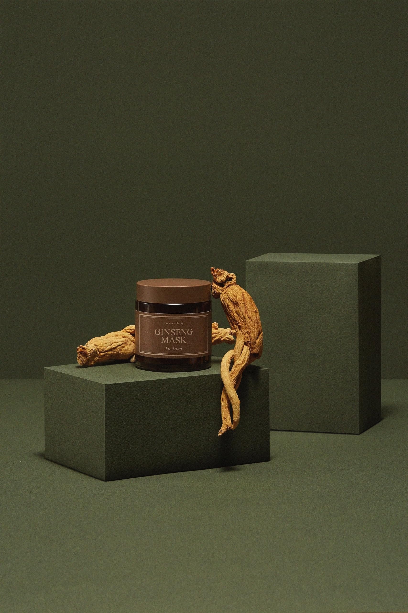 I'm From Ginseng Mask pores opening action visual for deep cleansing.