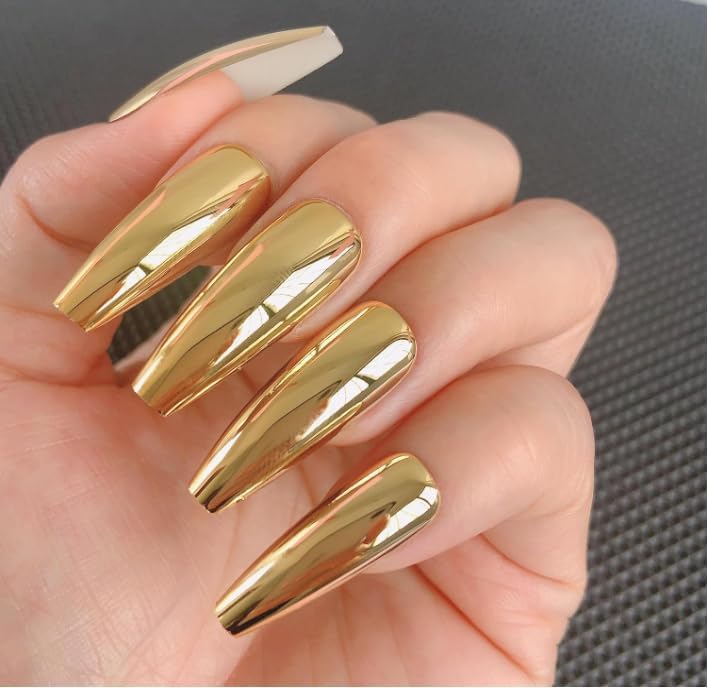 iMABC nails reflect warm gold-yellow chrome under light for dramatic mirror shine.
