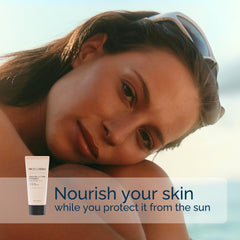 Texture swirl of INCELLDERM Aqua Protection Sunscreen shows lightweight finish