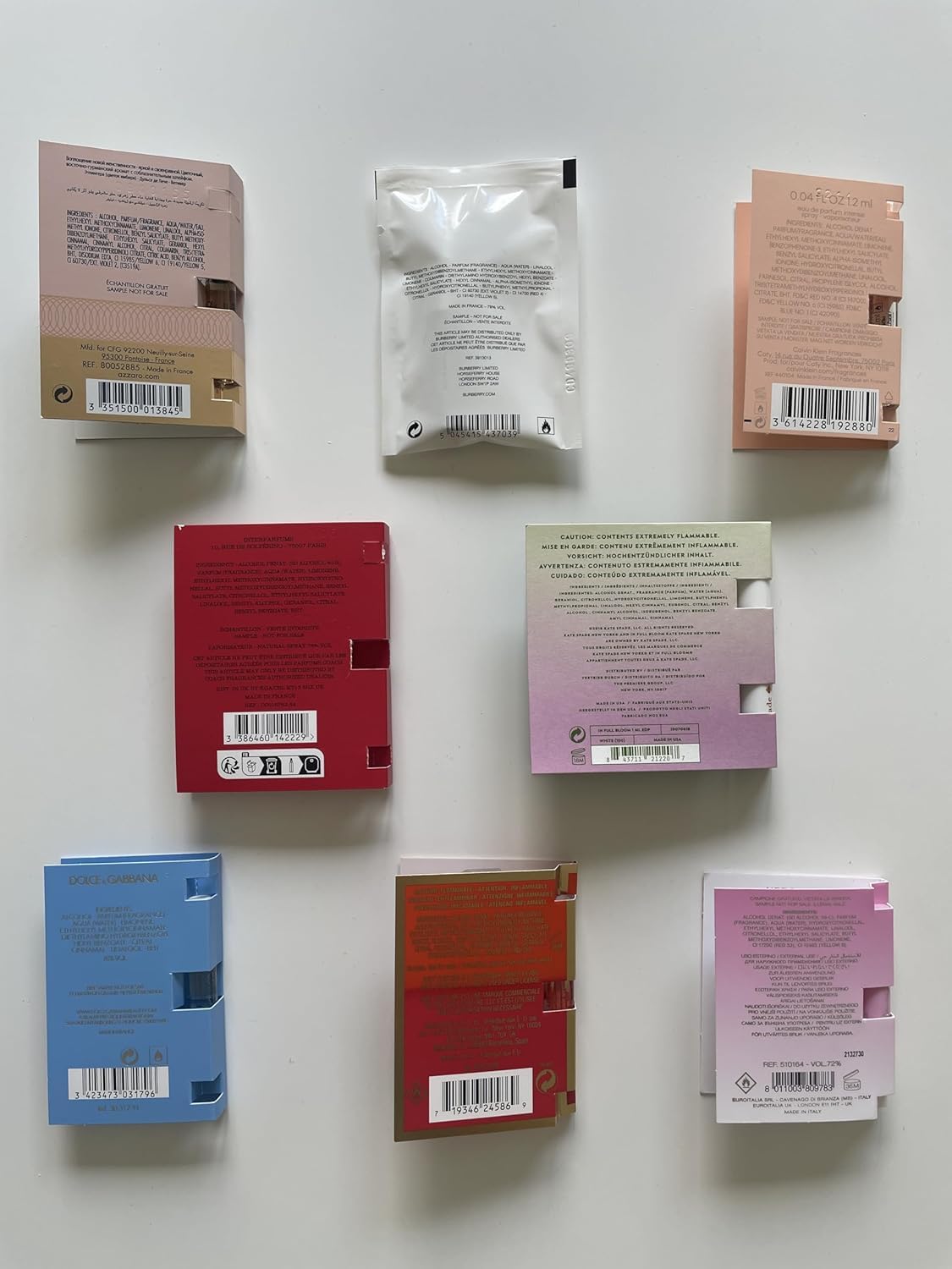 Infinite Scents packaging and inside view of the sampler set