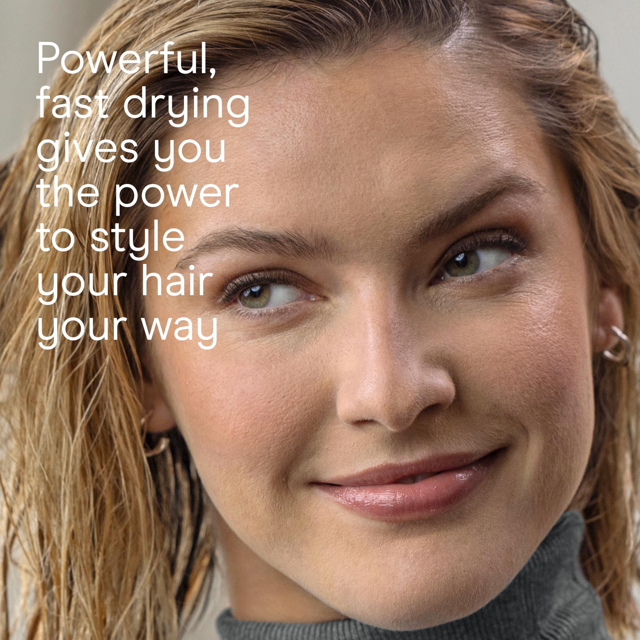 Infiniti PRO by CONAIR DigitalAIRE diffuser creates defined, bouncy curls.