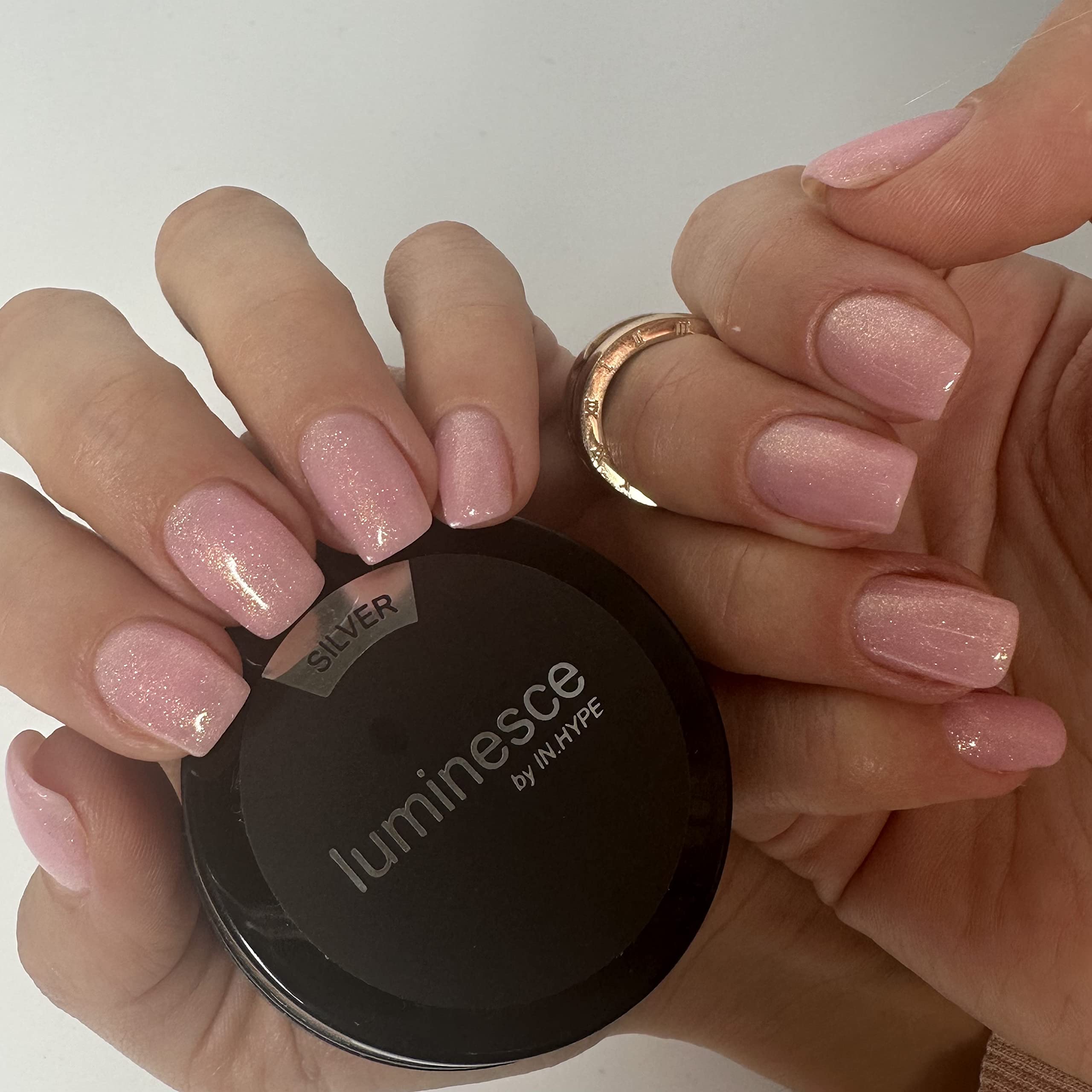 IN.HYPE Sculpting Hard Builder Gel glitter-detail close-up showing shimmer finish.