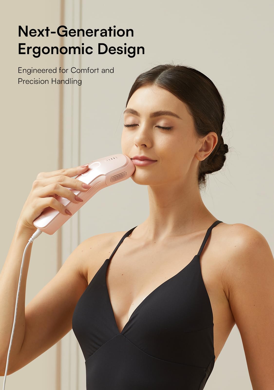 INIA Haute Pro Bikini mode in action for targeted hair removal.