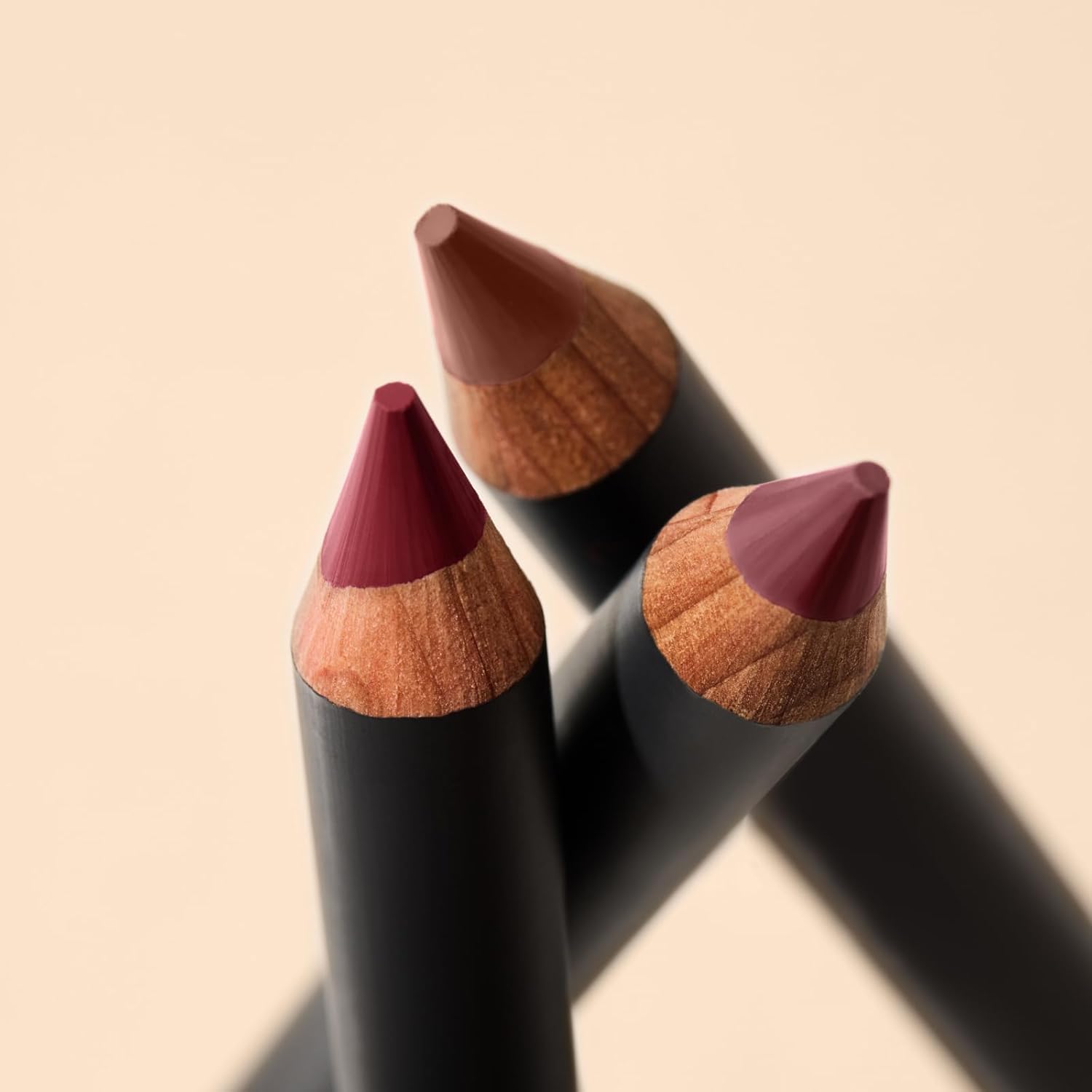 INIKA Lipstick Crayon Plum Wine defines lips with rich color and smooth definition.