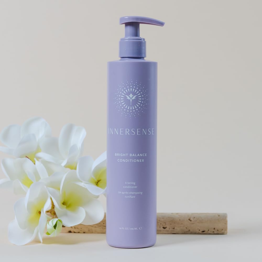 Packaging of INNERSENSE Bright Balance Purple Toning Conditioner in eco-friendly box.