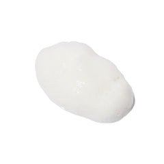 INNERSENSE dry shampoo application scene demonstrates texture boost and volume.