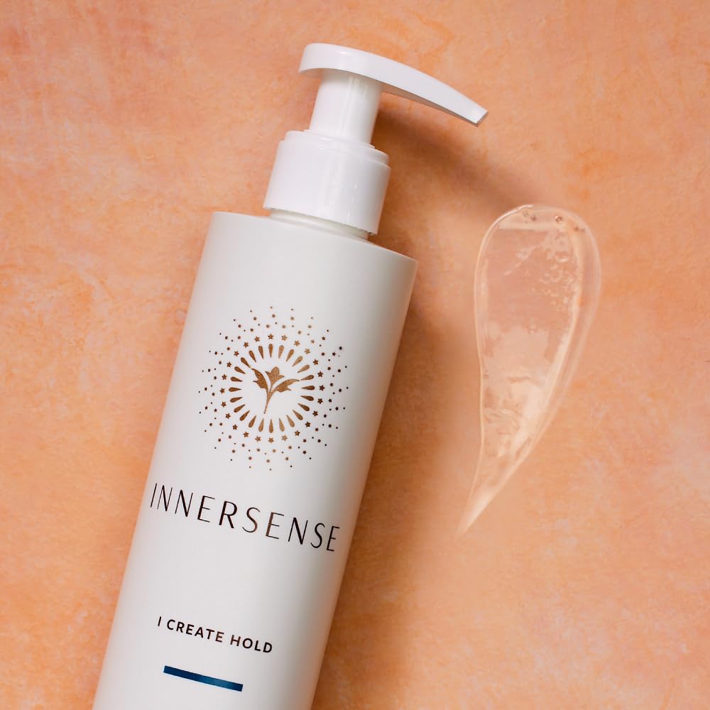 Packaging details of INNERSENSE I Create Hold gel highlighting sustainable sourcing.