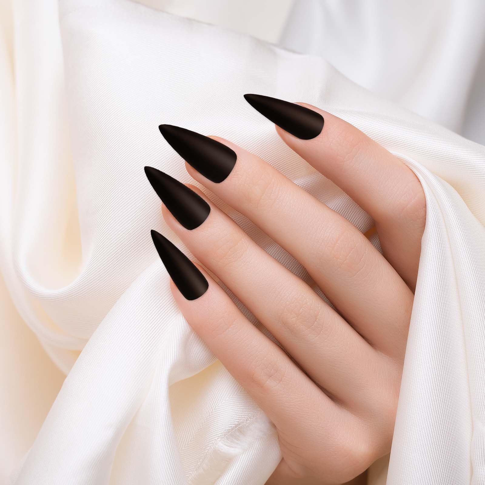 InnoHHustle fully-covered nails allow safe at-home nail art.