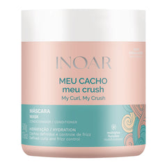 INOAR Meu Cacho Meu Crush bottle pour demonstrates easy application for hydrated curls