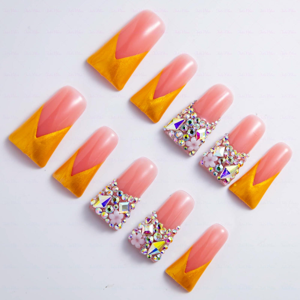 IntoVibes duck-shape long nails offer bold elongation for dramatic fashion moments.