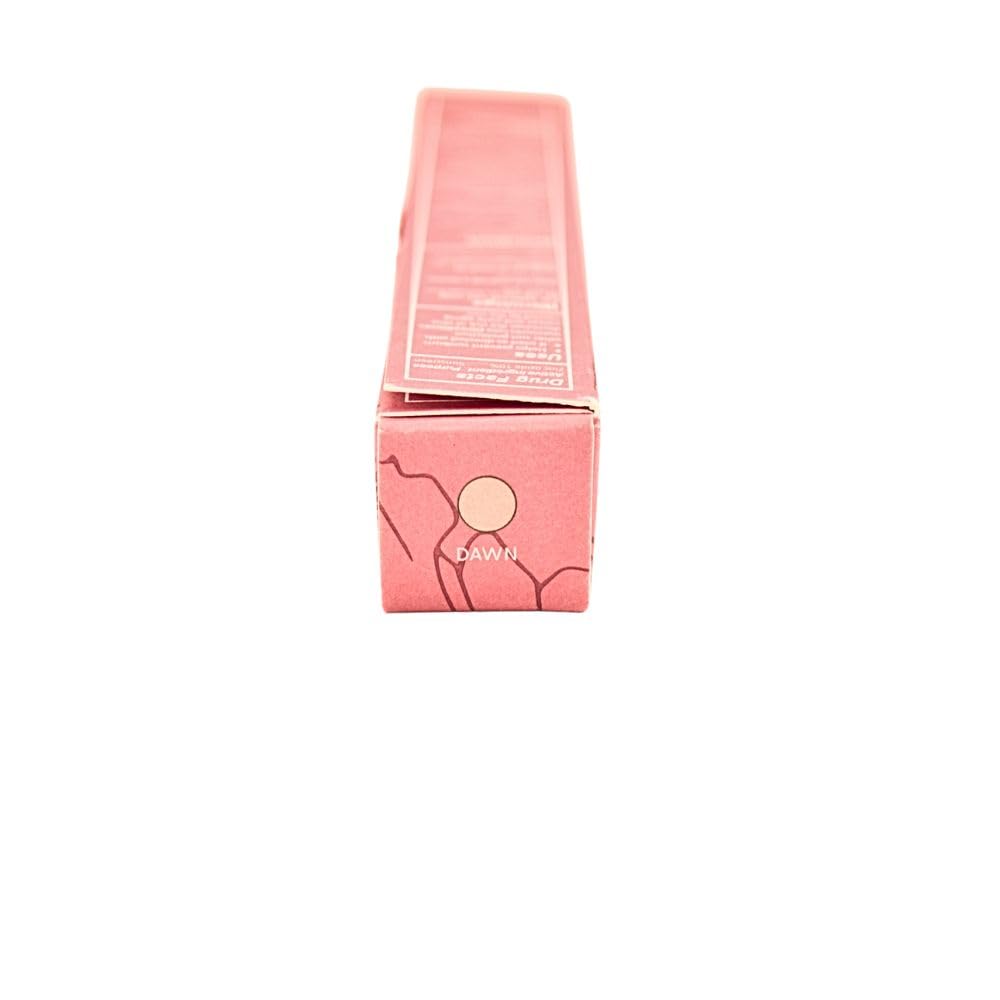 IRIS&ROMEO Weekend lip balm close-up shows mineral protection and hydration.