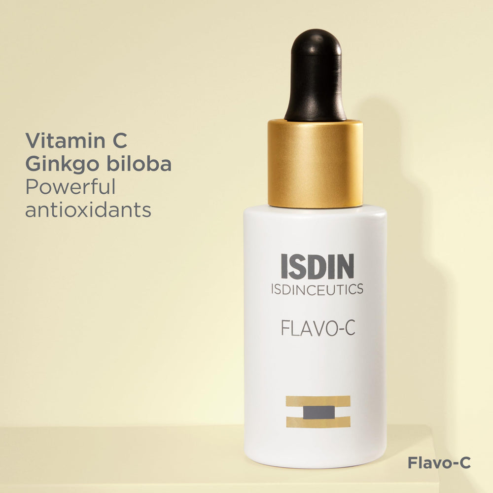ISDIN Flavo-C serum during moisturizing phase in routine.