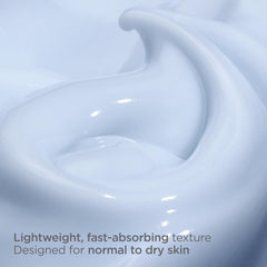 ISDIN Isdinceutics Hyaluronic Moisture application on hands demonstrates quick absorption.