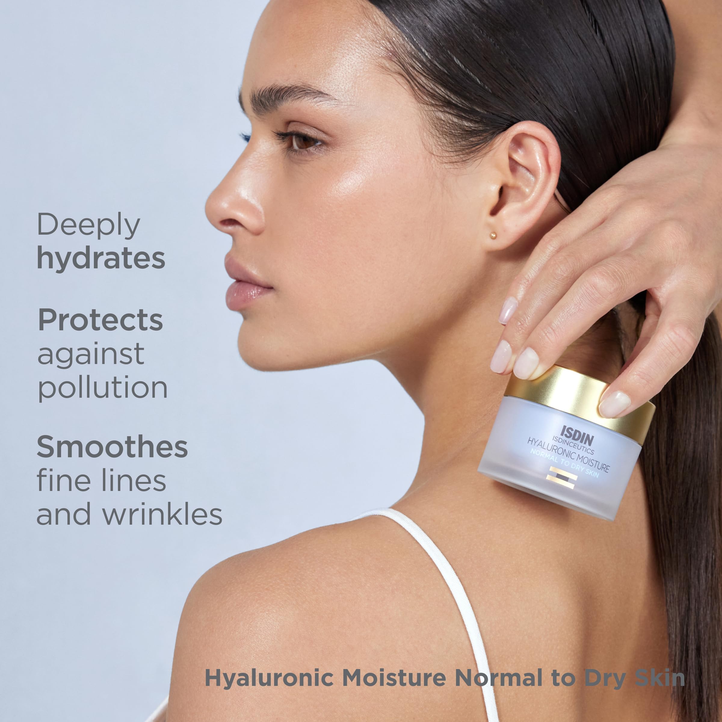 ISDIN Isdinceutics Hyaluronic Moisture closeup texture highlights a lightweight feel.