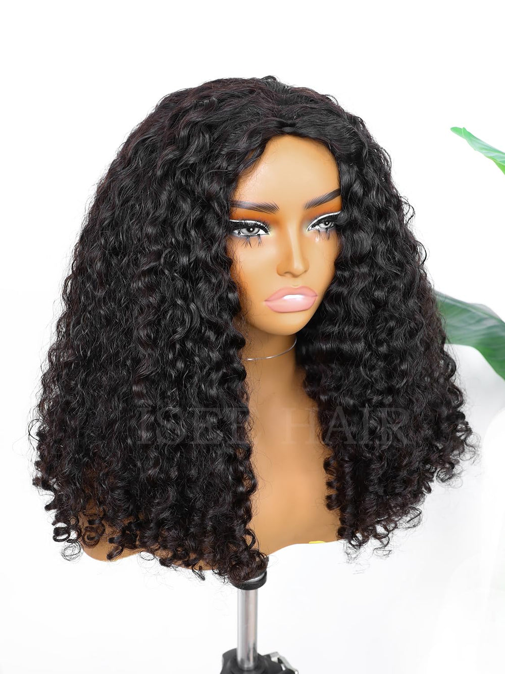 ISEE flip-over quick weave enables fast style changes.