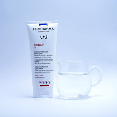 IsisPharma Urelia 10 cream closeup highlights creamy texture and softening effect.