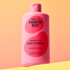 Isle of Paradise Confidently Clear texture smoothing suggests improved skin feel and suppleness.