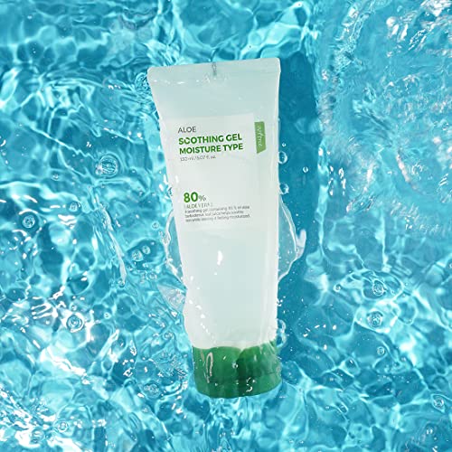 IsNtree Aloe Soothing Gel as a lightweight makeup base