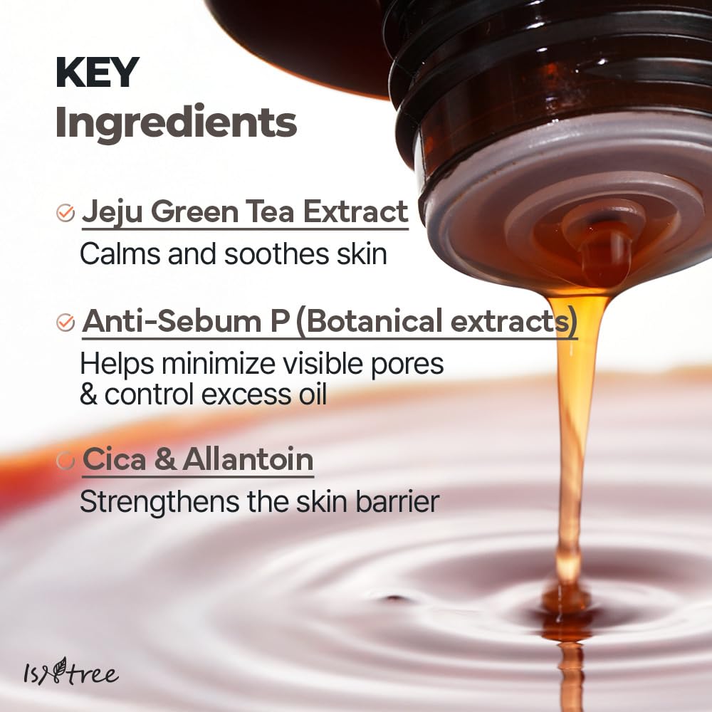ISNTREE Green Tea Fresh Toner on skin provides lightweight hydration.