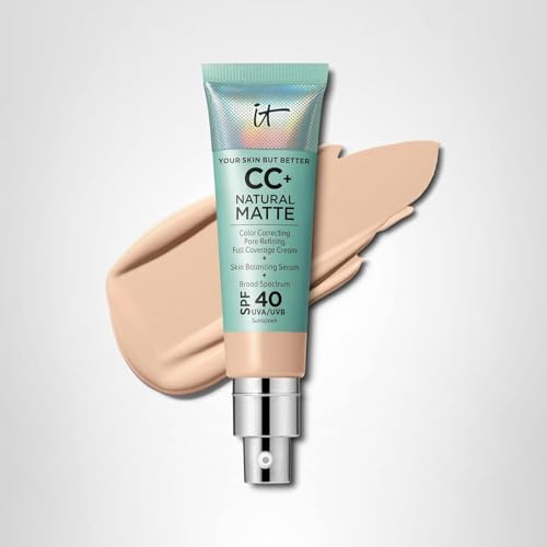It Cosmetics CC+ Natural Matte prêt pour un teint uniforme sans brillance.