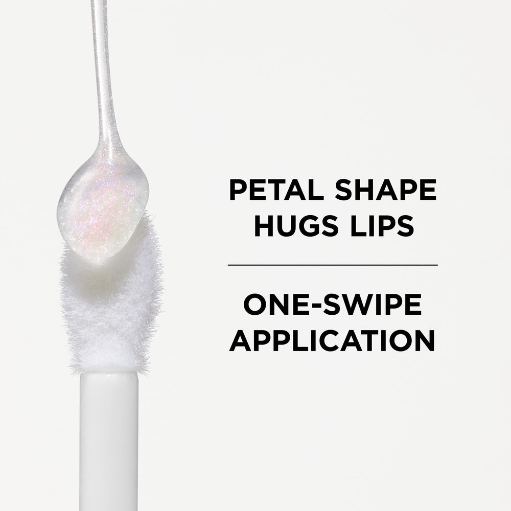 IT Cosmetics Confidence in a Serum Lip Gloss soft pink beige shade on lips with conditioning