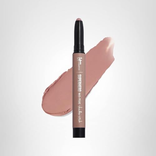 IT Cosmetics Tri-peptide caffeine blend provides conditioning wear without tugging