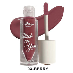 Italia Deluxe Stuck On You lip color 6-set lip application shows semi-matte finish.