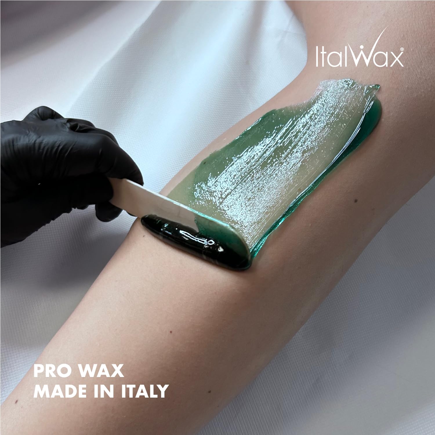 Italwax Azulene armpit waxing view highlights sensitive-area comfort
