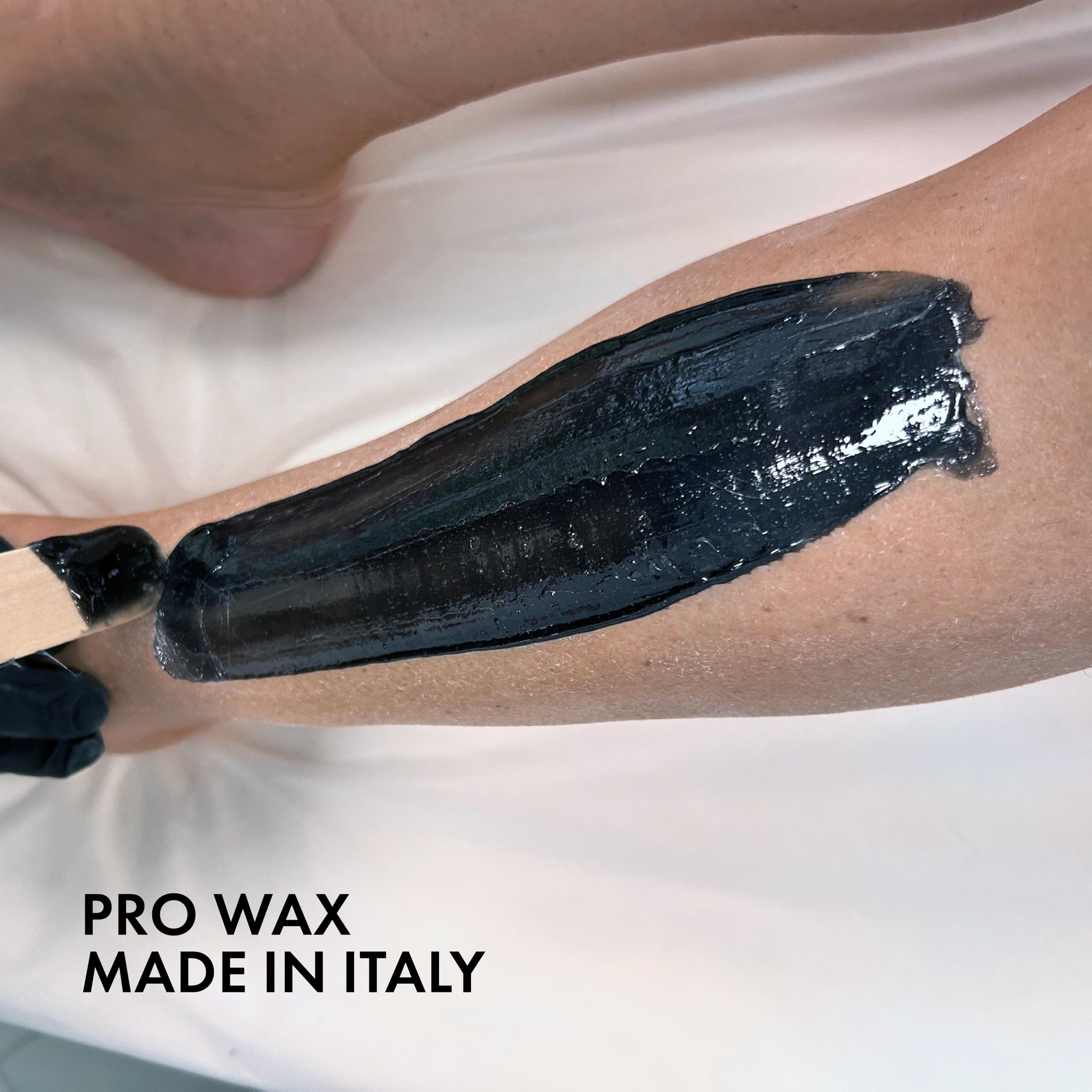 Italwax Black Magic Halloween edition with glitter finish.