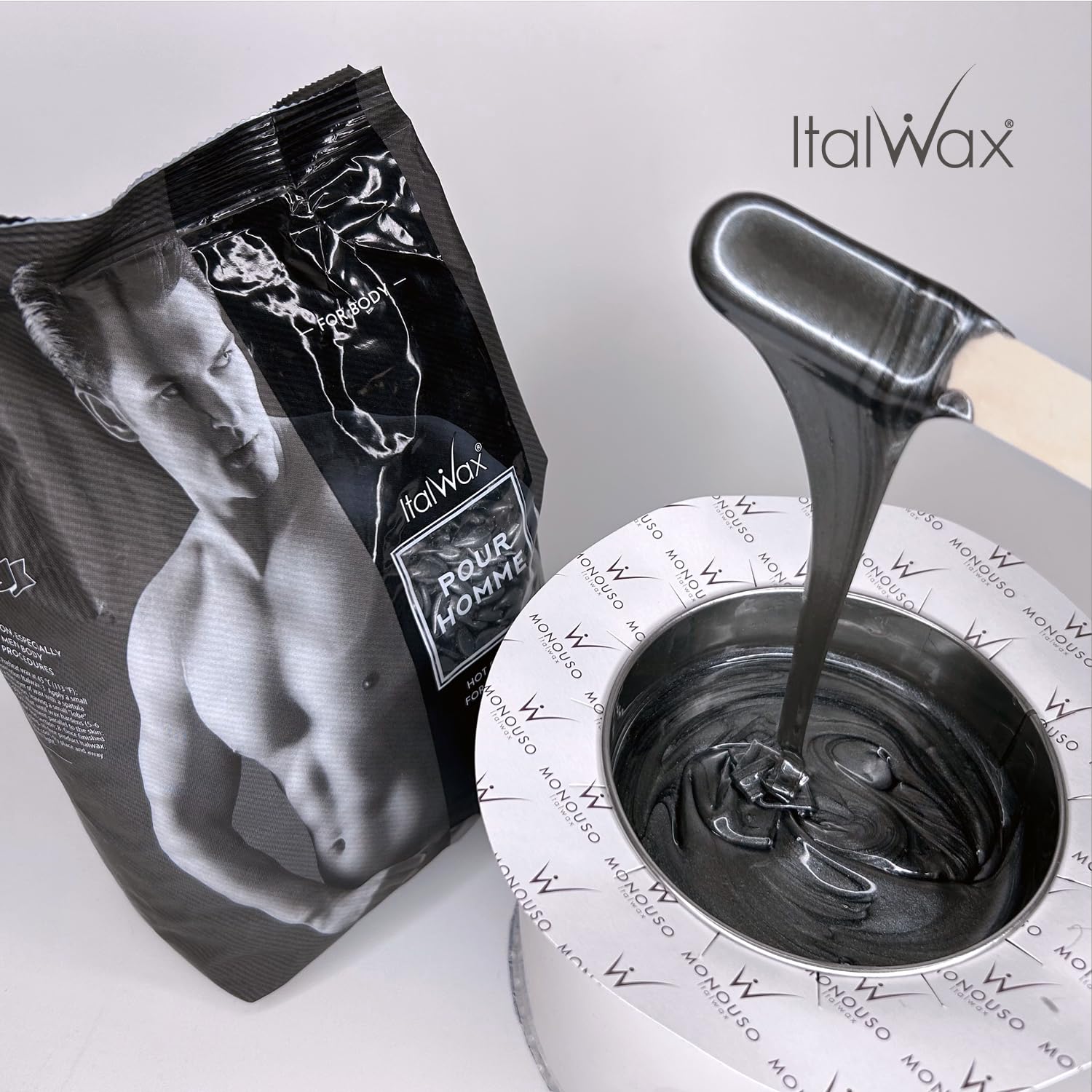 Italwax Pour Homme no-strips wax demonstrates comfortable, stripless removal.