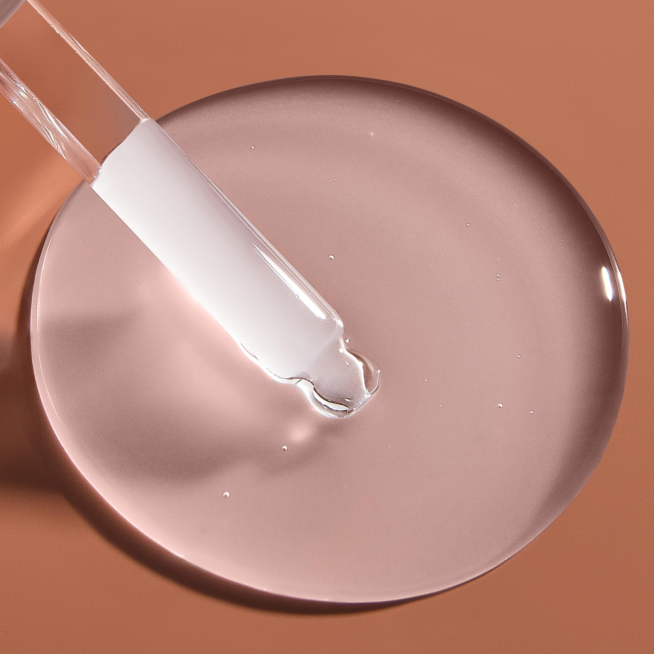 ITK Hyaluronic Serum application routine shows layering under moisturizer.