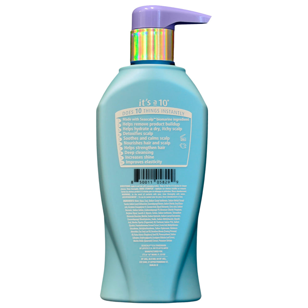 Texture crèmeuse du shampoing charbon actif It's a 10 Haircare.