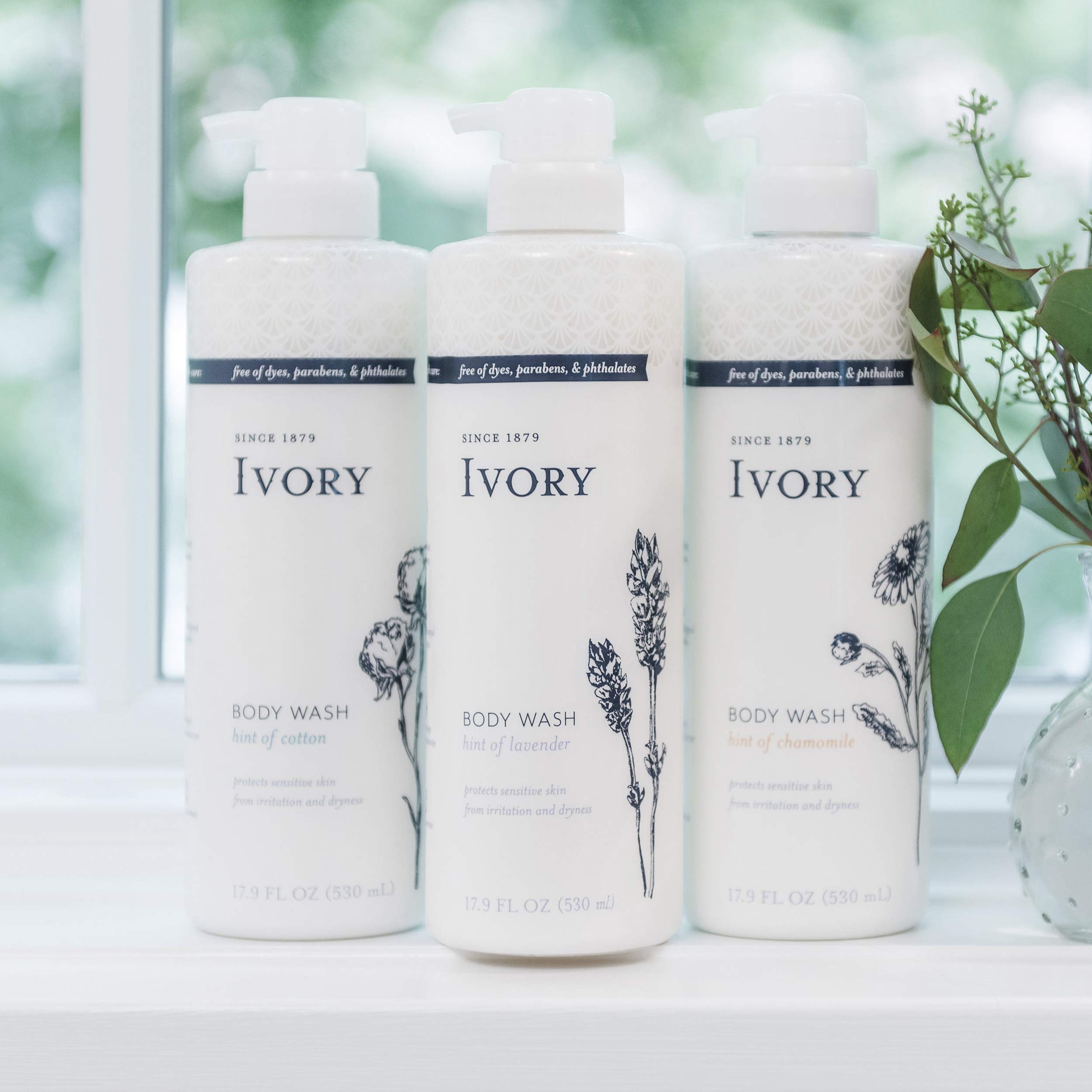 Ivory label notes free of dyes, parabens, and phthalates.