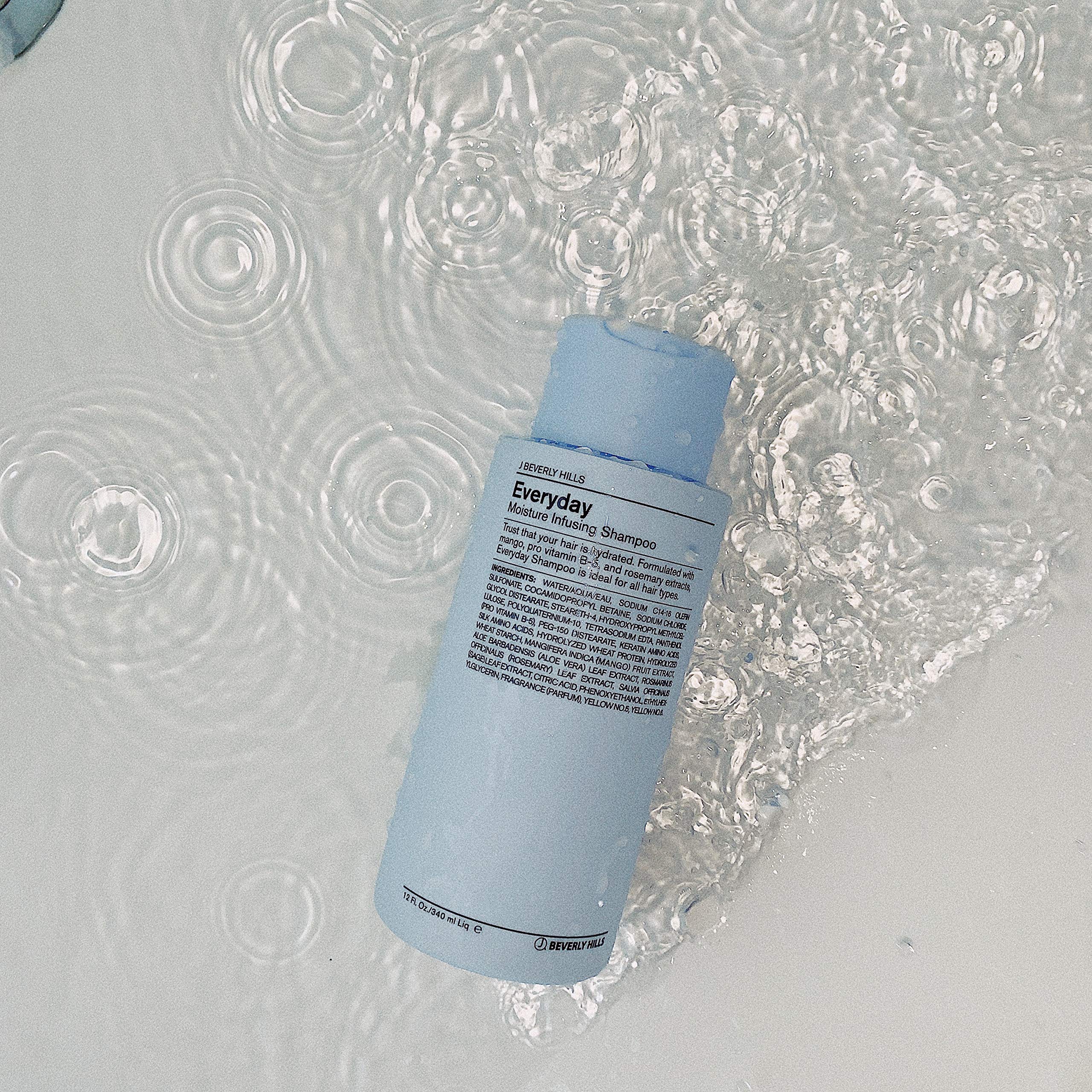 J Beverly Hills Blue Everyday Moisturizing Shampoo with mango extract for lasting moisture.