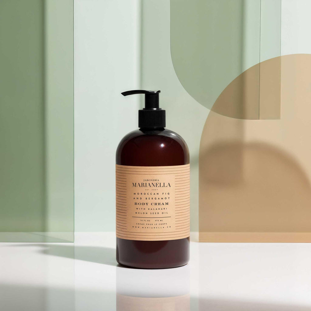 Application on skin with Jaboneria Marianella Violet & Bergamot Body Cream leaves soft, scented results.