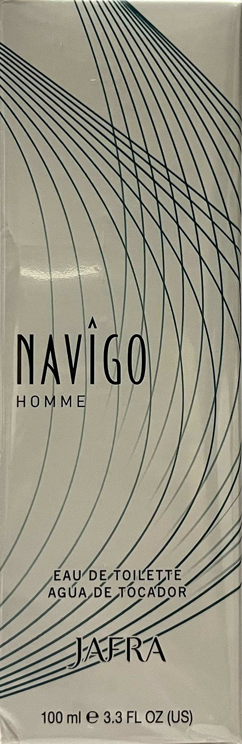 Lifestyle scene with Navigo Homme EDT for confident daily routine