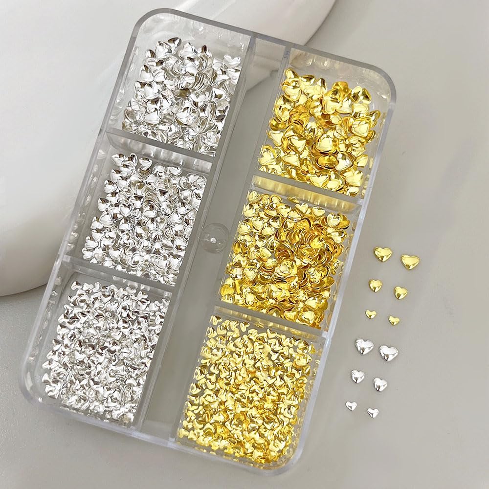 Jaliya six-grid packaging keeps charms tidy, ideal for gifting.