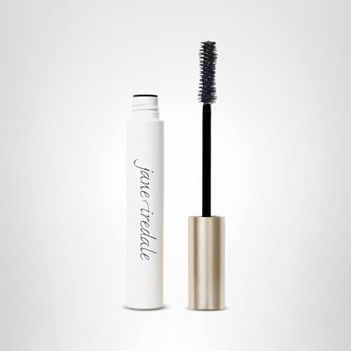 Packaging of Jane Iredale Beyond Lash Mascara highlighting vegan cruelty-free claim
