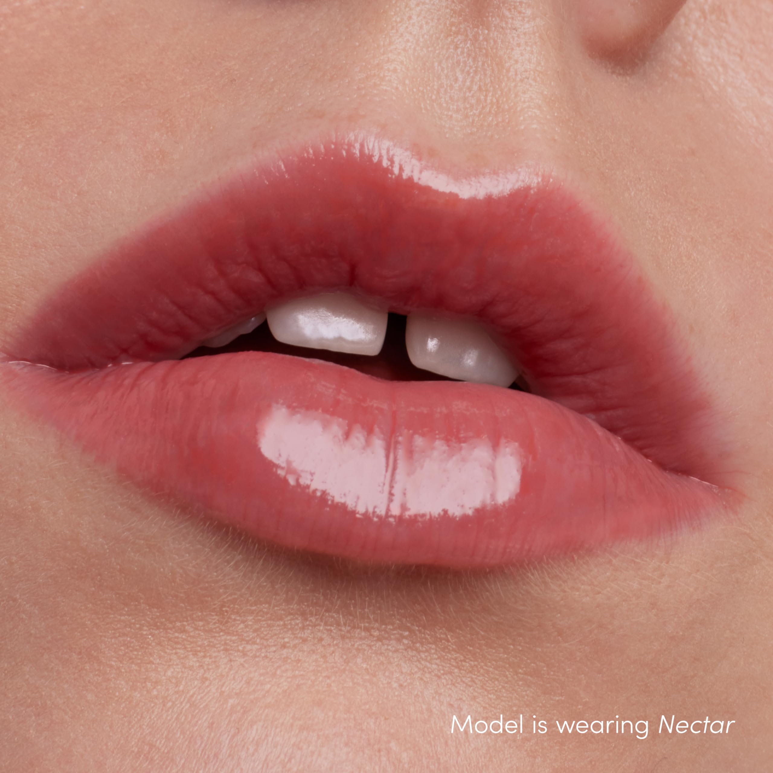 Jane Iredale ColorLuxe Nectar reflects light for a fuller lip appearance