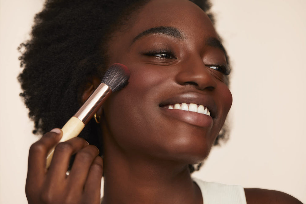 Jane Iredale PurePressed Blush rose bronze shade adds natural warmth.