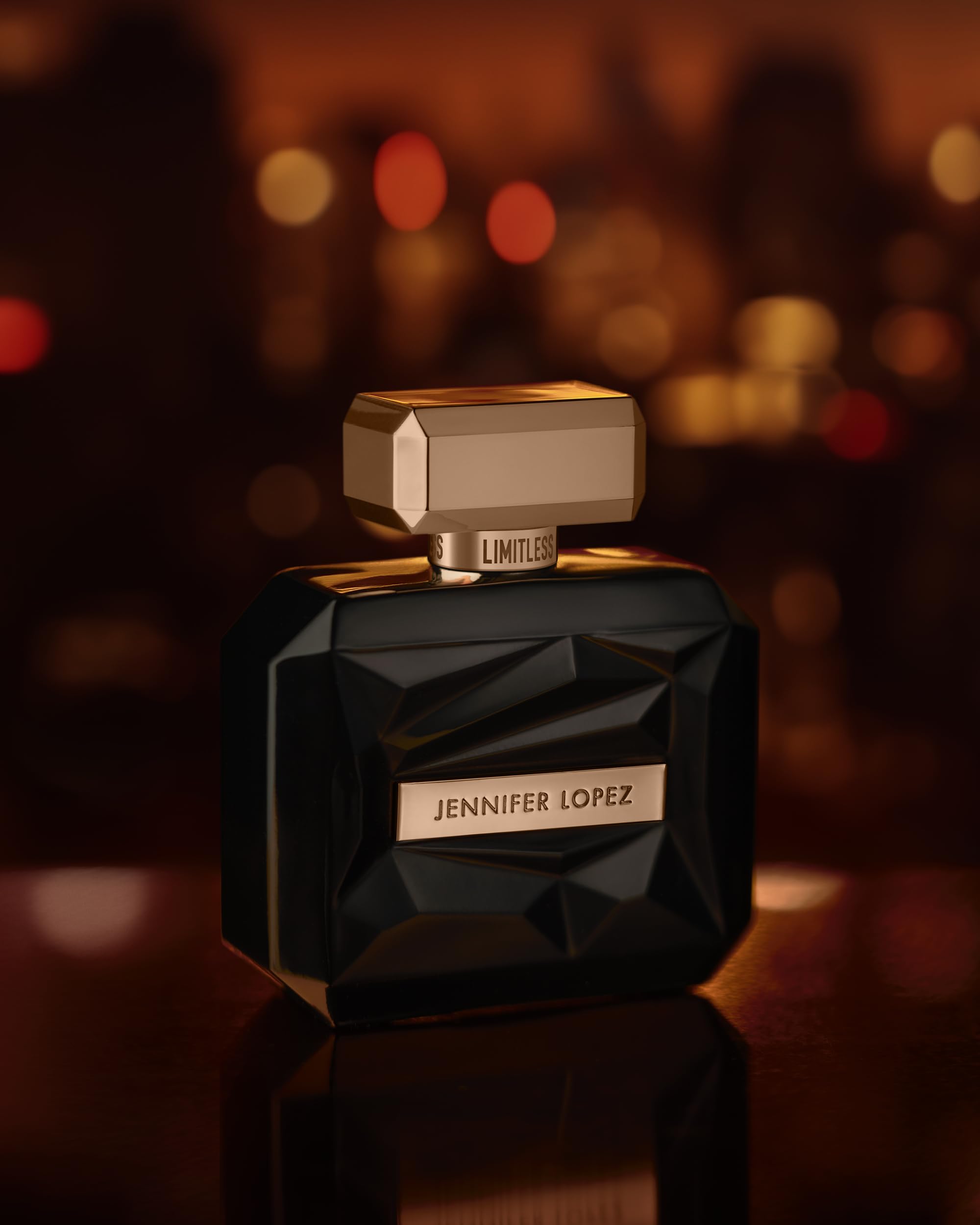 Jasmine note accent on Jennifer Lopez Limitless perfume close-up