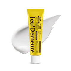 JEU'DEMEURE Dermishuttle DD Cream bottle showcasing premium packaging for daily hydration