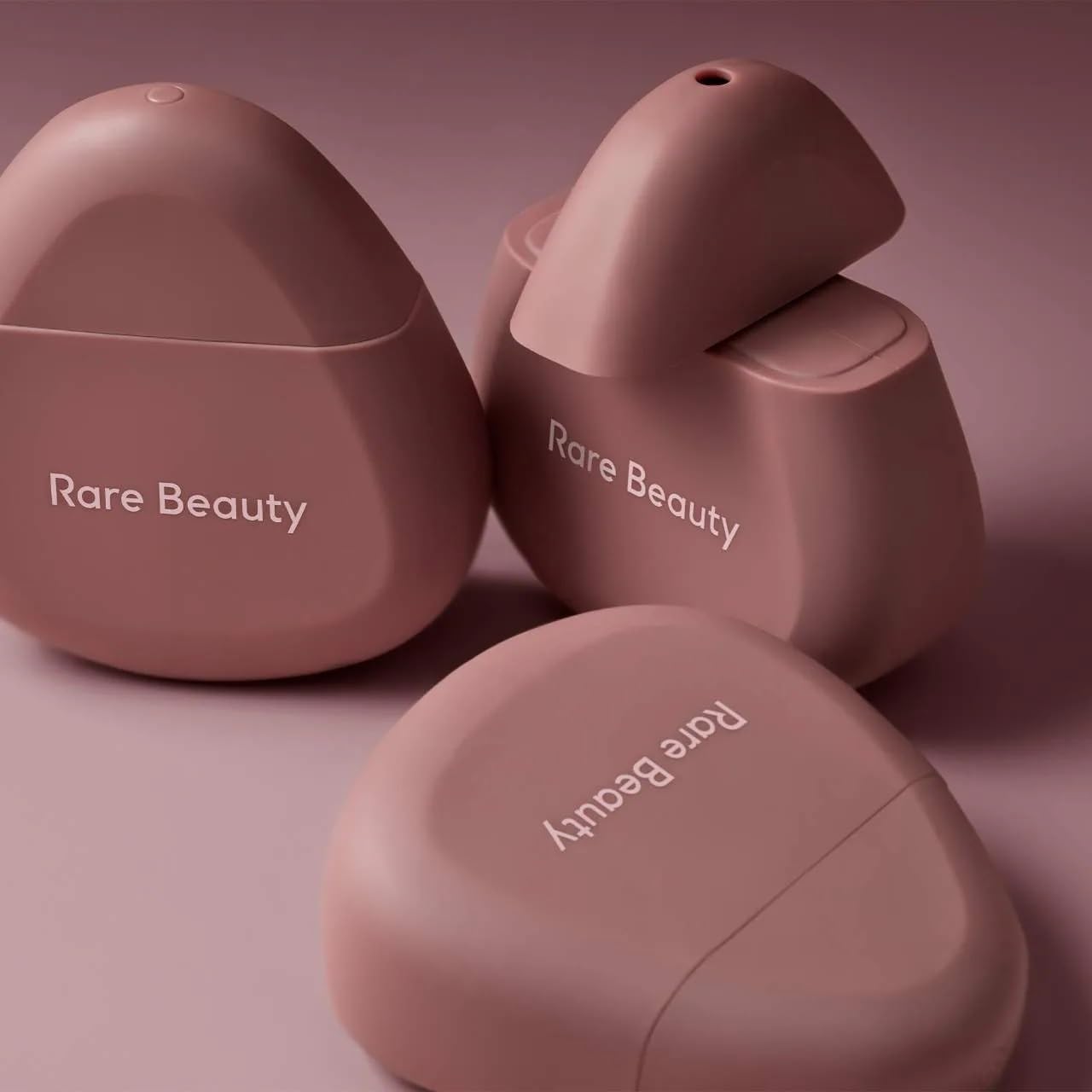 JIGME CALA R.A.R.E Beauty Selena G hand care routine concept image.