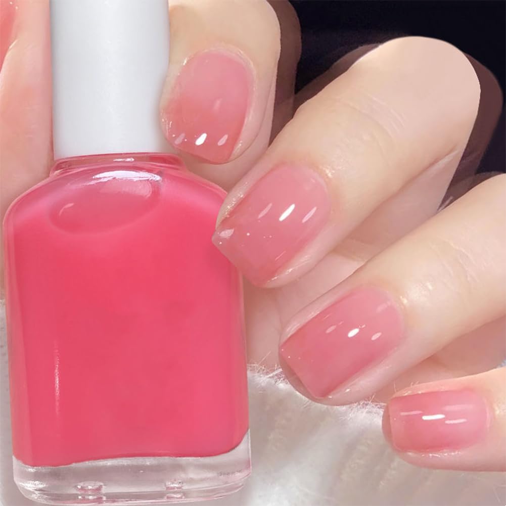 JimysCo COSMOO Nude nail polish bottle close-up with sheer peach-pink shade for natural nails