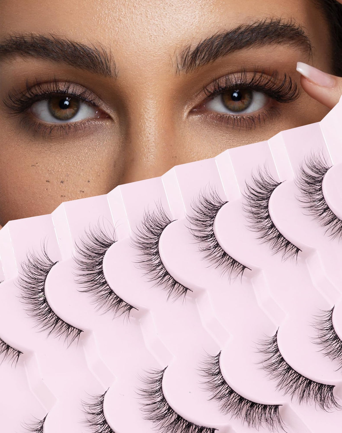 Jiocolor Lashes natural look winged 13mm for subtle daily elegance.