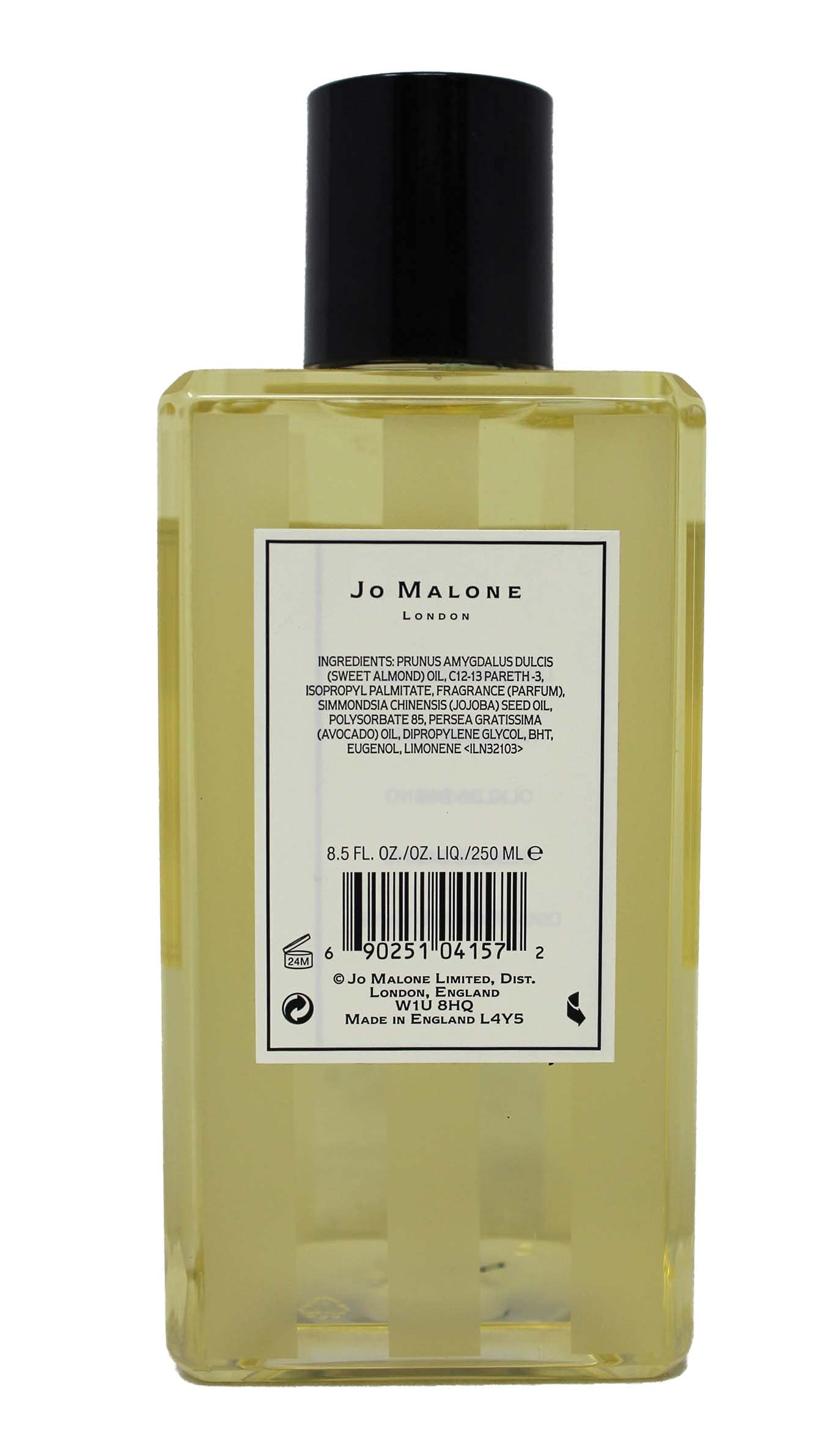 Jo Malone Pomegranate Noir Bath Oil texture showcases a softly foaming bath experience.
