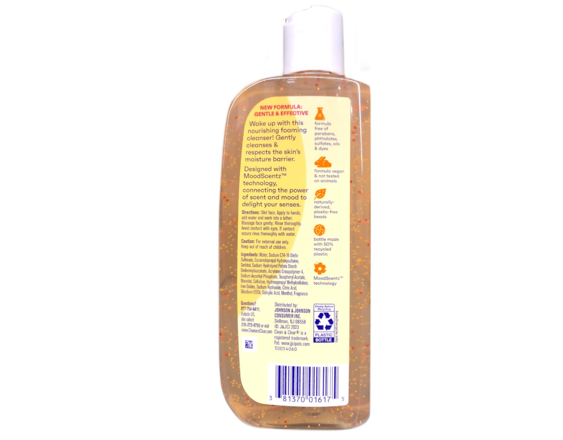 Label shows vitamin C and ginseng with citrus foaming action for daily renewal