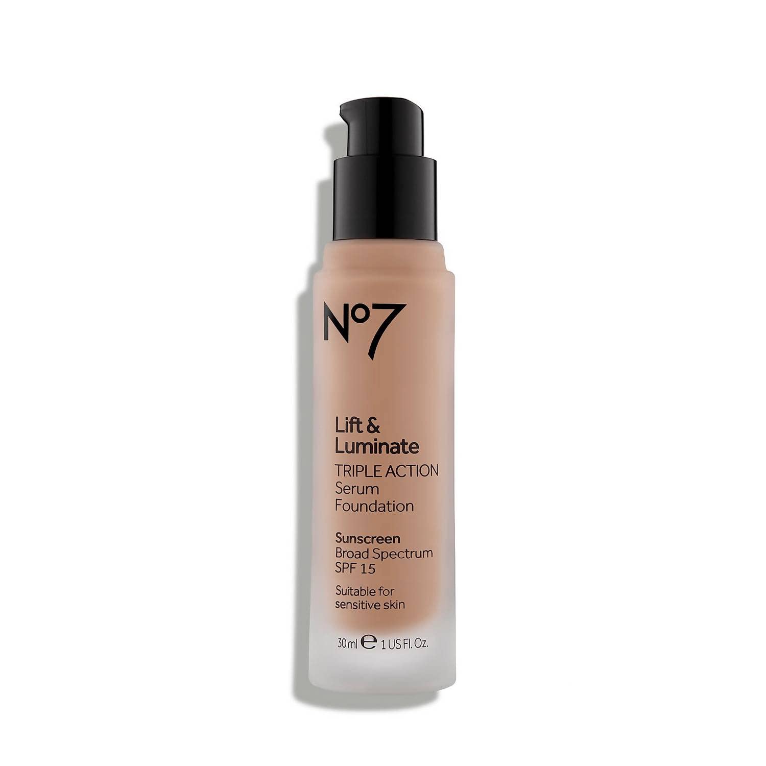 Texture légère du JoJo Siwa No7 Lift & Luminate appliquée sur peau.