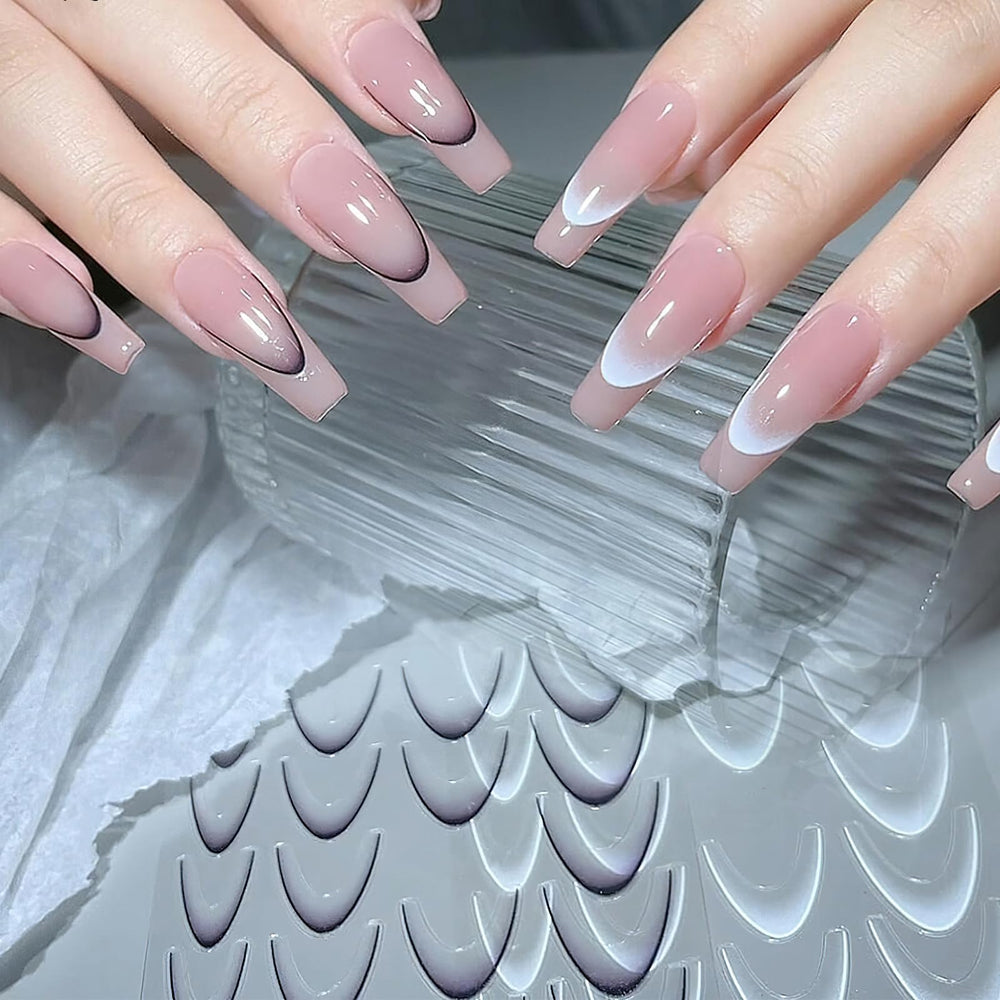 Jremg finished look with gloss enhances light reflection and elegance